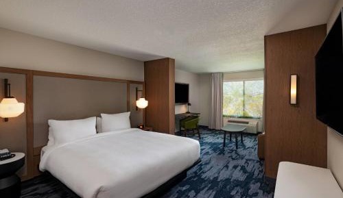 King Suite with Roll-In Shower and Sofa Bed - Mobility Access/Hearing Accessible