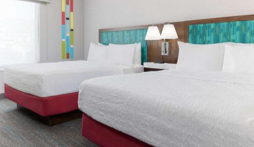 Queen Room with Two Queen Beds - Hearing Access