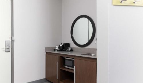 King Studio Suite