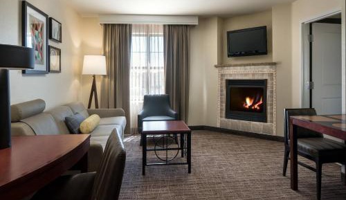 One-Bedroom Suite with Sofa Bed