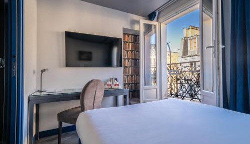 Deluxe Double or Twin Room with Balcony