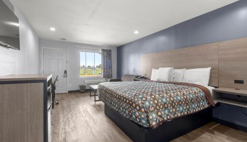 King Room with Sofa Bed