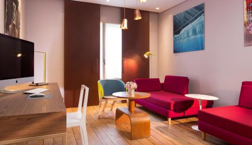 Suite with Garden View
