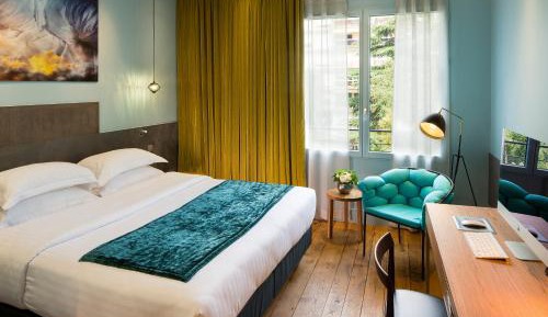 Deluxe Double Room with Garden View