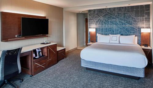 King Room with Sofa Bed