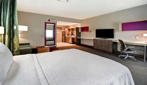 King Studio Suite - Hearing Access/Non-Smoking