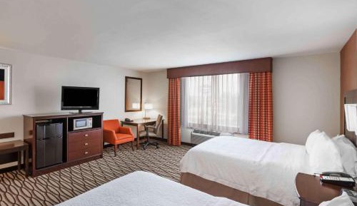 Queen Room with Two Queen Beds - Mobility Access/Non-Smoking