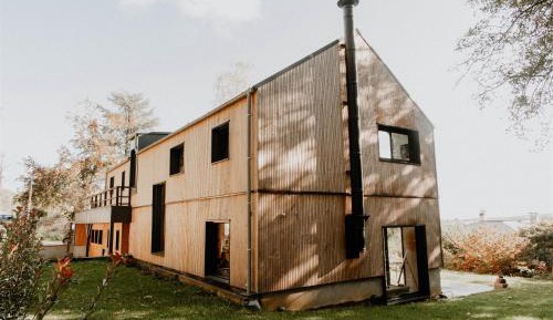 Six-Bedroom House