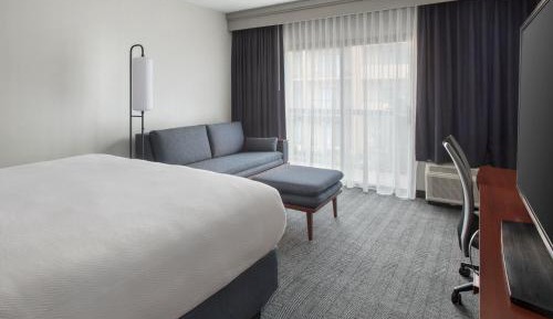 King Room with Sofa Bed
