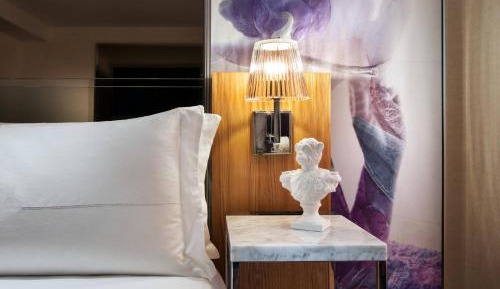 Superior Room, Guest room, King