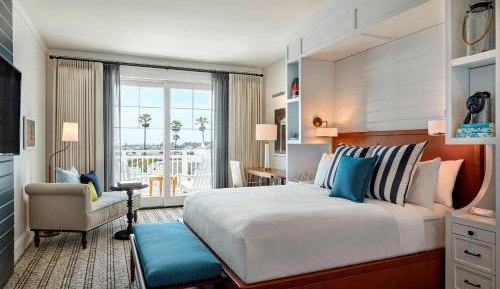 King Room with Ocean View - Top Floor