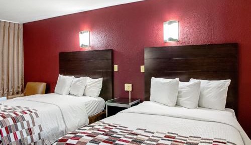 Deluxe Room with Two Double Beds Non-Smoking