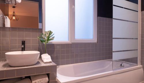 Prestige Suite