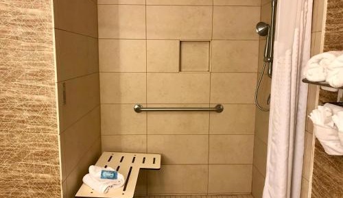 Double Room - Mobility Access with Roll-in Shower