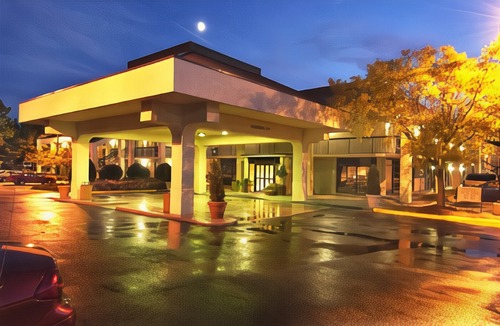 Sterling Hotel | Best Western Dulles Airport Inn