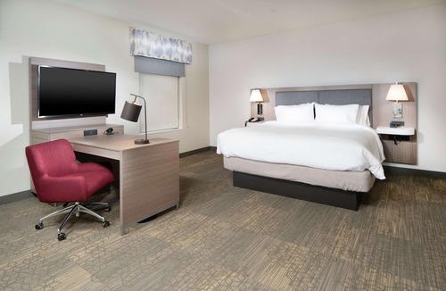 Santa Maria Hotel | Hampton Inn & Suites Santa Maria
