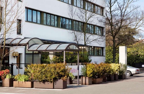 Le Chesnay Hotel | Mercure Versailles Parly 2