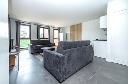 Les Lilas Apartment | Comfortable family apartment near Paris