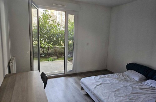 Bois-Colombes Apartment | Charming furnished 2-room apartment with garden and terrace