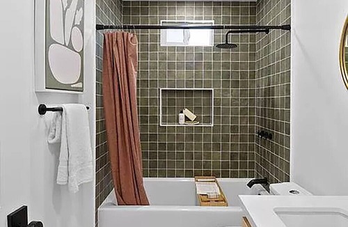 North Long Beach House | Modern Beach House~newly remodeled w/outdoor patio~15min to beach~pet friendly!