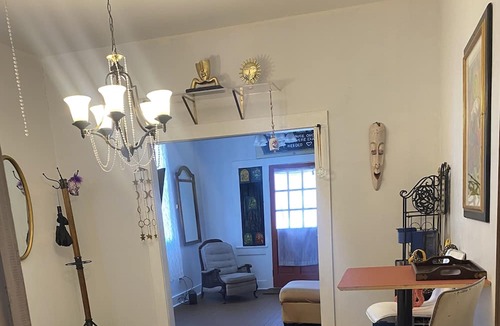 Bywater House | Cozy , pet friendly home in the heart and soul of Nola!