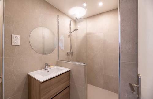 Quartier du Pont-de-Flandre Apartment | Canal de l'Ourcq 1 bedroom apartment