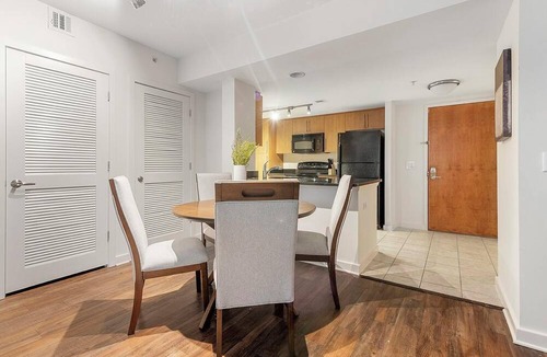 Navy Yard Apartment | Landing | Incredible 2BD, Courtyard