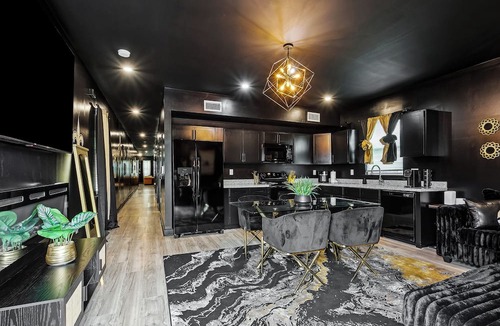 Florida Area House | The Saints House, Luxury 10BR Saints Oasis