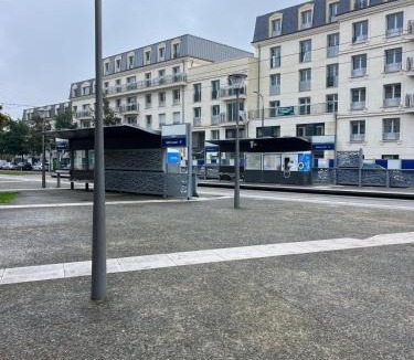 Clamart Apartment | Cozy Renovated Flat in Clamart 15 min to Paris