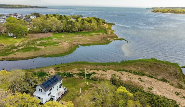 Edgewater Sanctuary | Fully Off Grid Ocean Cottage | Directly on Buzzard's Bay
